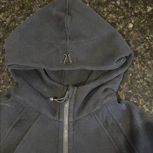 Lululemon crop sweatshirt